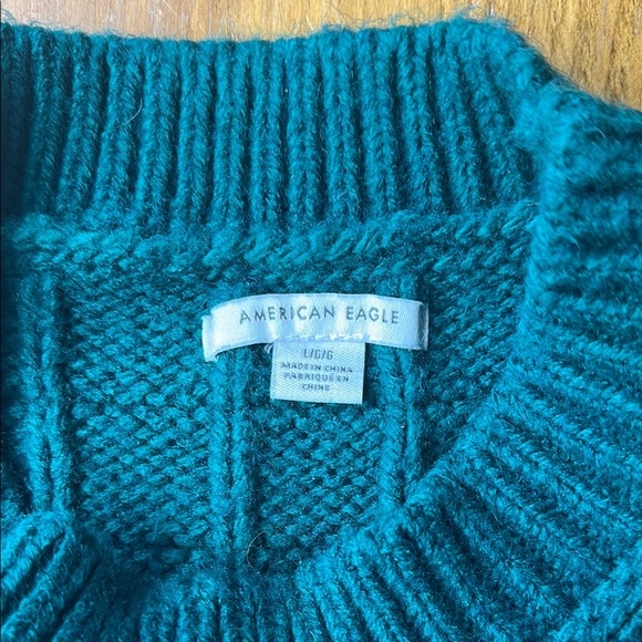 Men's Green Sweater - Picture 2 of 2